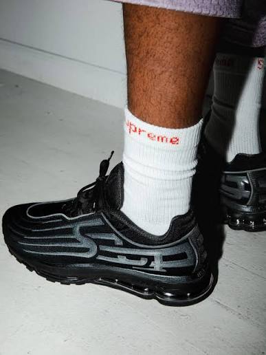 Supreme x Nike Air Max 2001 Ecstasy Plus SP (Sz. 11) (Black)